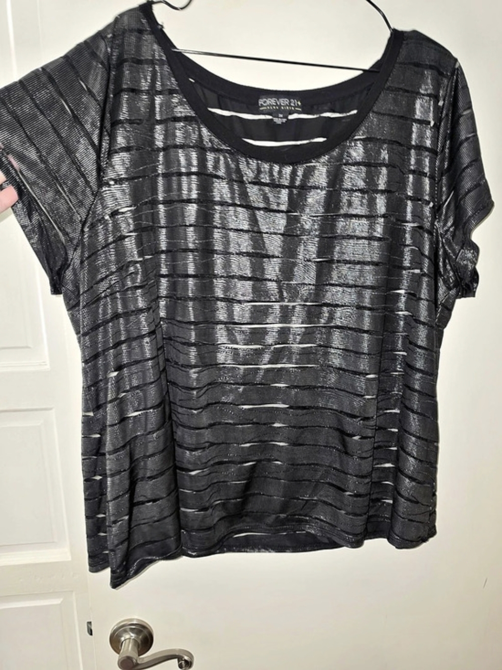 Forever 21 Striped Short Sleeve Top in Black Size 3X